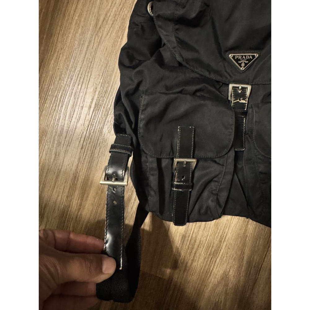 PRADA Vintage Black Tessuto Nylon Backpack Medium Triangle Logo Bag Italy 31 - Picture 6 of 16